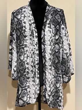 Morgan Claire Black & White Snake Print Open Front Kimono
